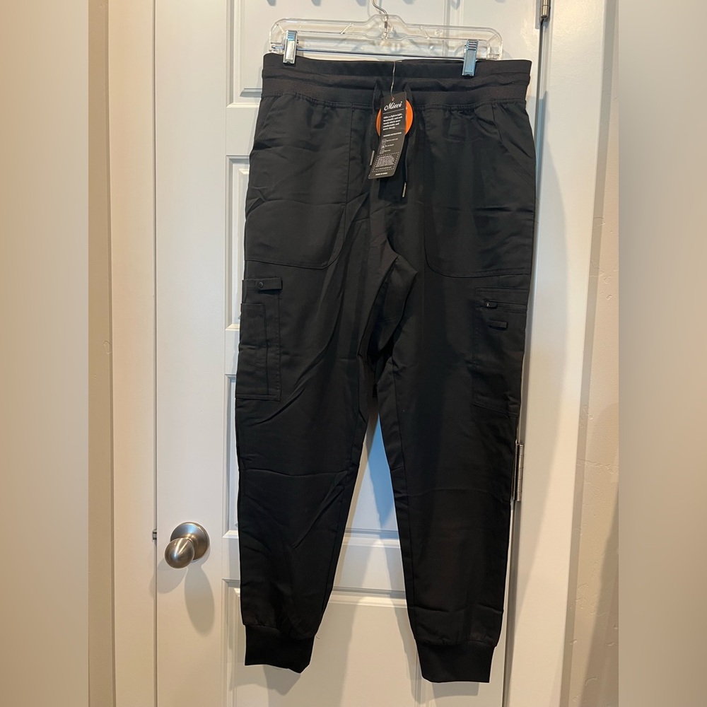 Women’s Scrub Jogger Pants